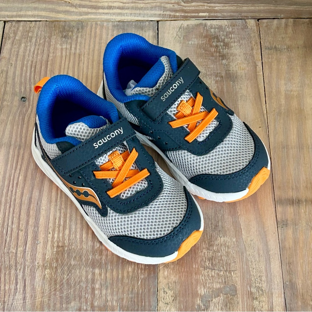 Saucony Ride Jr. Sneaker 🆕💙 - Picture 9 of 9